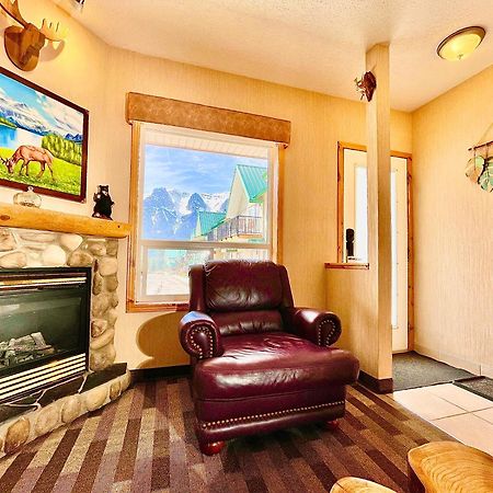 Mountainview -Privatechalet Sleep7- 5Min To Dt Vacation Home Canmore Bagian luar foto