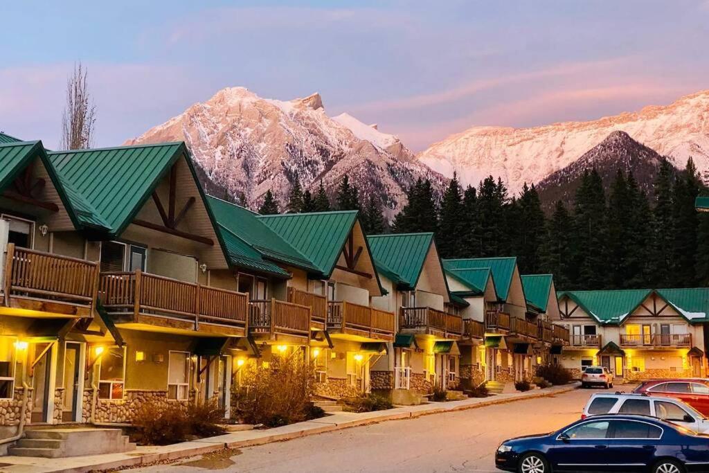 Mountainview -Privatechalet Sleep7- 5Min To Dt Vacation Home Canmore Bagian luar foto