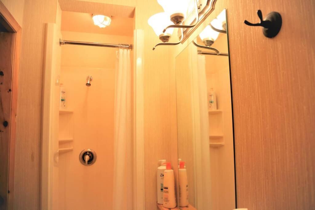 Mountainview -Privatechalet Sleep7- 5Min To Dt Vacation Home Canmore Bagian luar foto